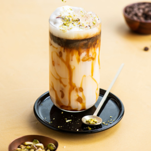 Pistache iced latte