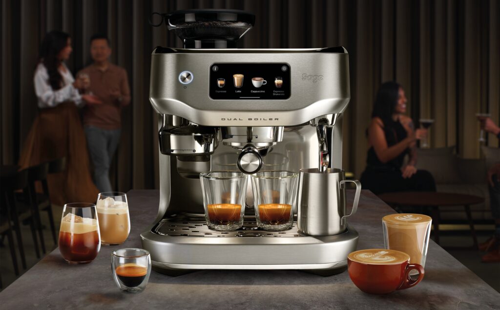 Sage Oracle Dual Boiler sfeer 1 met touchscreen en stoompijpje