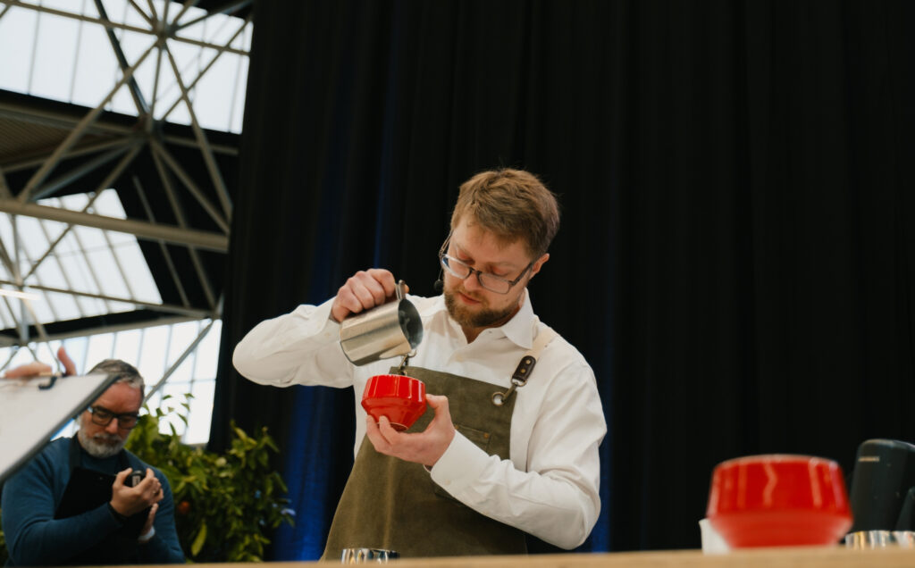News: Bram Dekker, Winner of Latte Art 2026