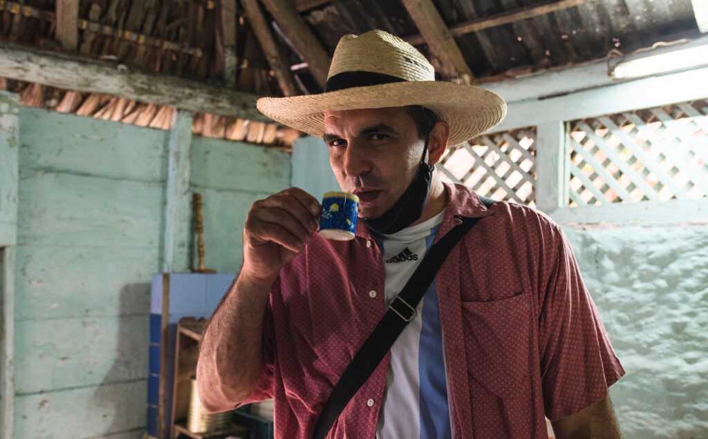 La Reserva de ¡Tierra! Cuba gemeenschap drinken